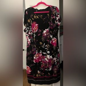 Like New Women’s Plus Floral Dress